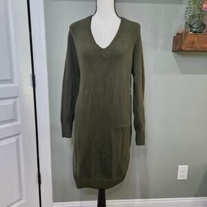 Old Navy Women's Size Medium Green Long Sleeve SoSoft Mini Sweater Dress NWT